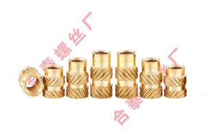 注塑滚花铜螺母